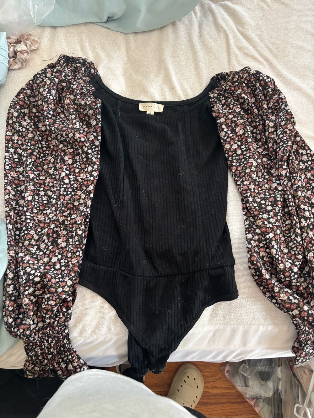 Boutique brand on/off shoulder puffer sleeve Bodysuit